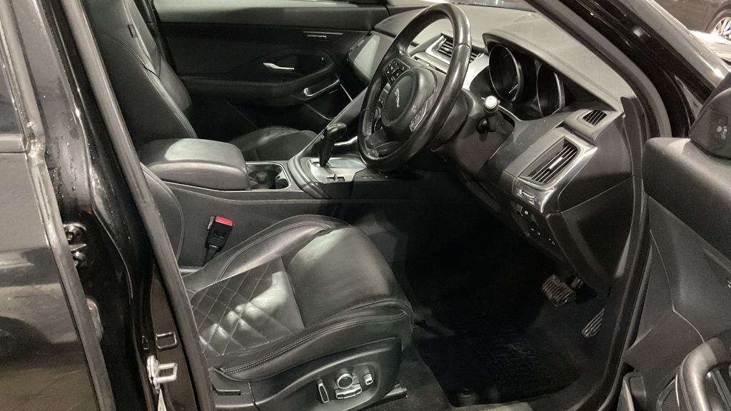 Used Jaguar E-Pace 2018 for sale - 77293242: Photo 21