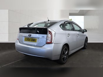 Used Toyota Prius 2020 for sale - 78824250: Photo