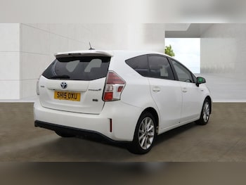 Used Toyota Prius+ 2015 for sale - 79603628: Photo