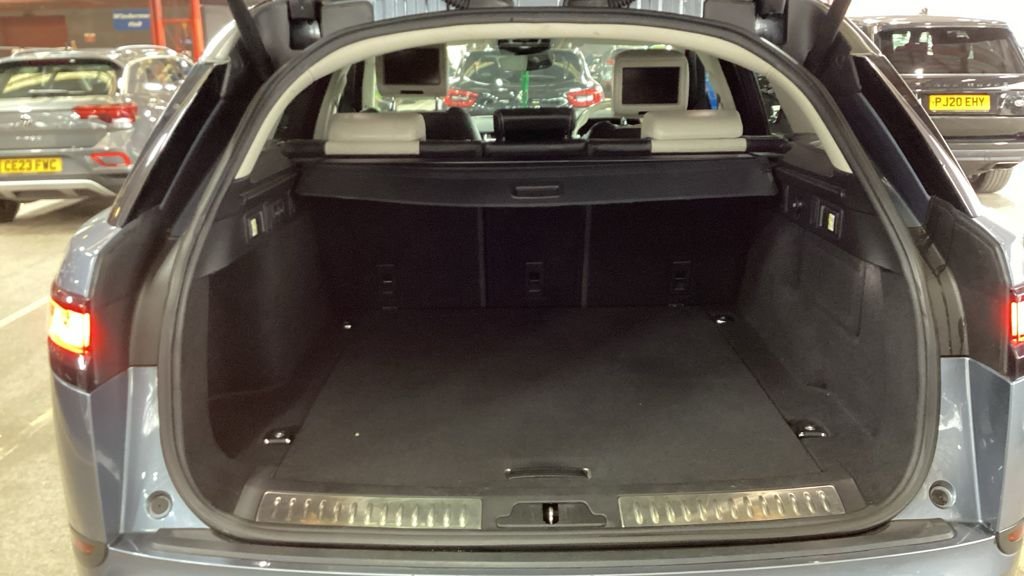 Used Land Rover Range Rover Velar 2017 for sale - 76389804: Photo 12