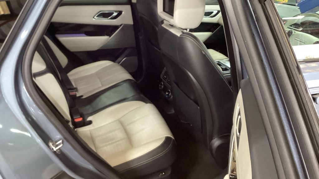 Used Land Rover Range Rover Velar 2017 for sale - 76389804: Photo 13