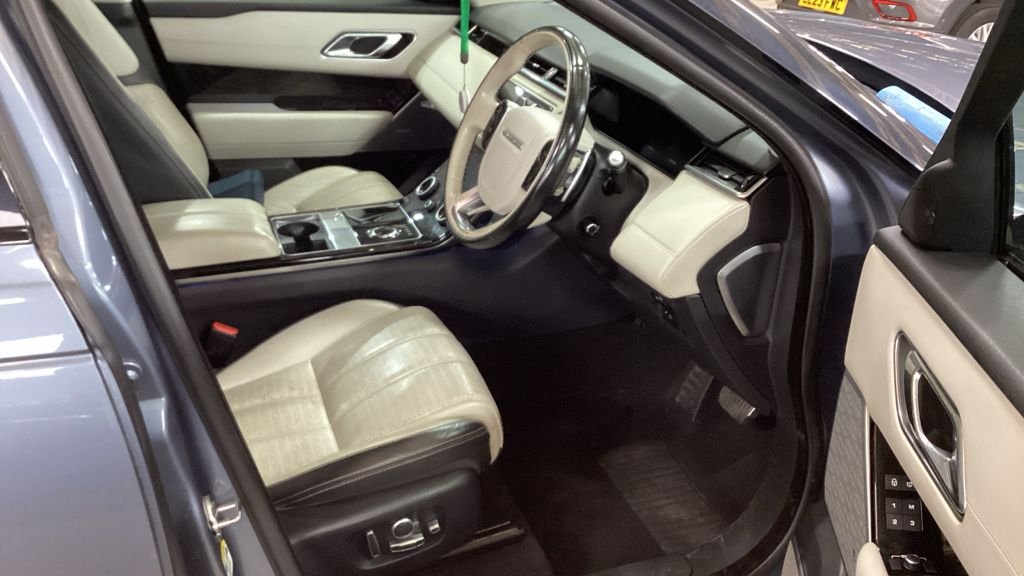 Used Land Rover Range Rover Velar 2017 for sale - 76389804: Photo 14
