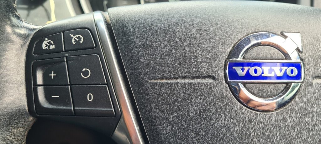 Used Volvo V40 2013 for sale - 76496060: Photo 22