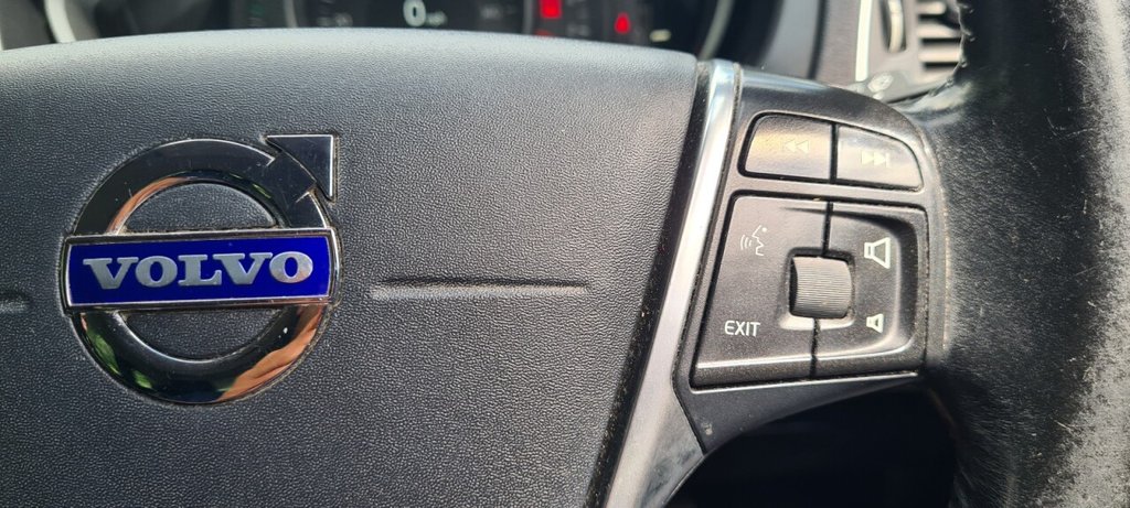 Used Volvo V40 2013 for sale - 76496060: Photo 23