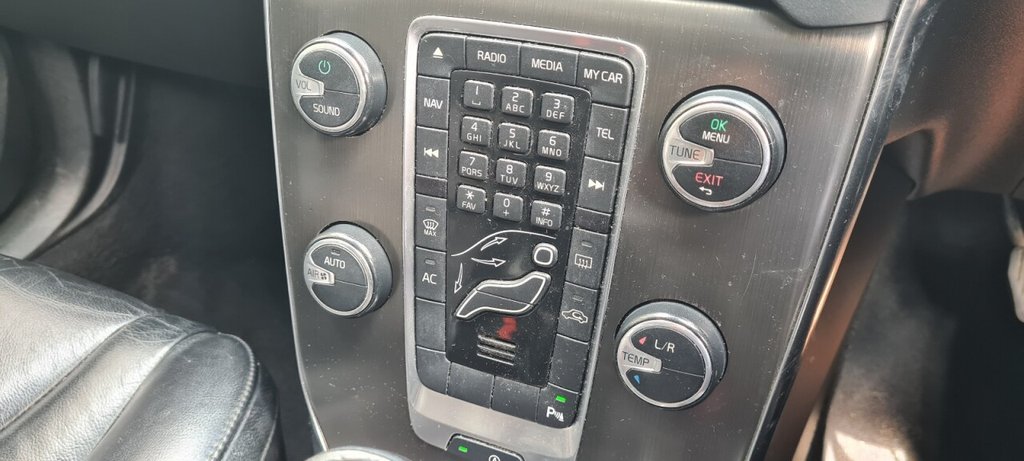 Used Volvo V40 2013 for sale - 76496060: Photo 27