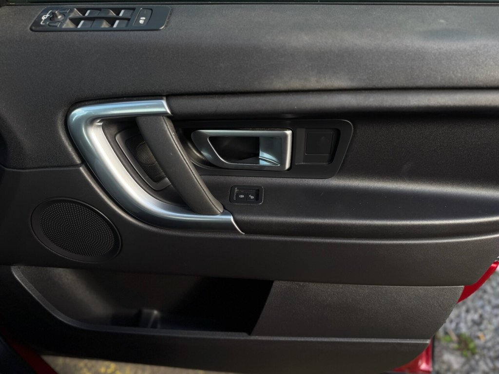 Used Land Rover Discovery Sport 2015 for sale - 78123960: Photo 21