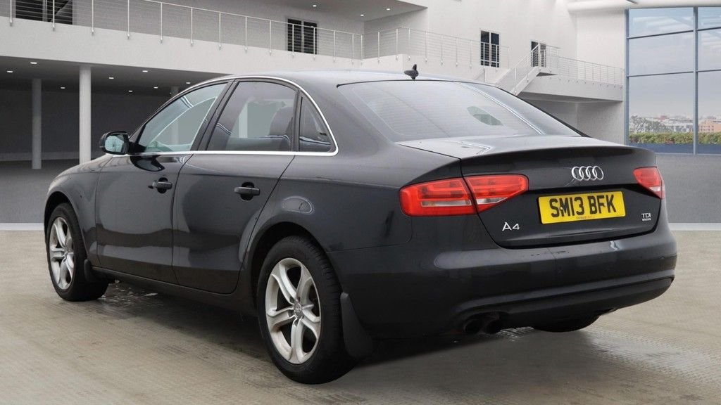 Used Audi A4 2013 for sale - 76590868: Photo 3