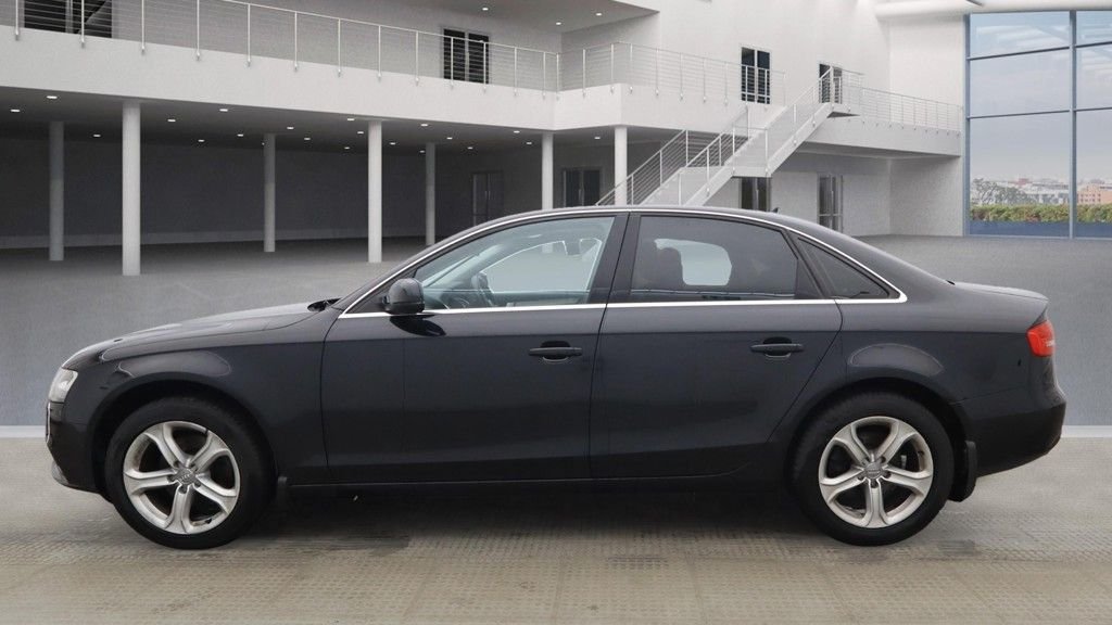 Used Audi A4 2013 for sale - 76590868: Photo 6