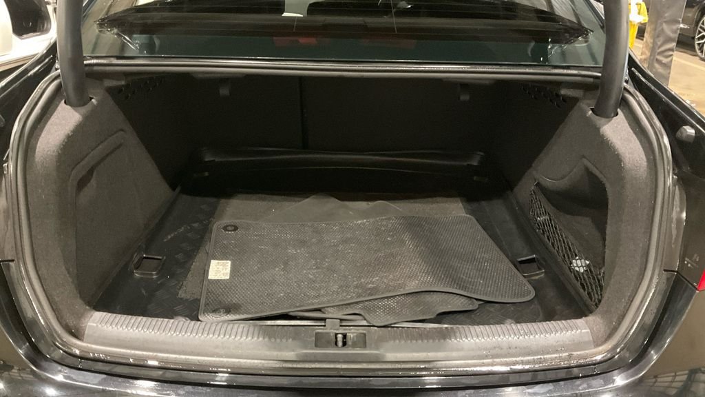 Used Audi A4 2013 for sale - 76590868: Photo 7