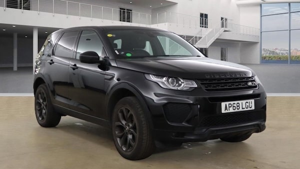 Used Land Rover Discovery Sport 2019 for sale - 76176149: Photo 1
