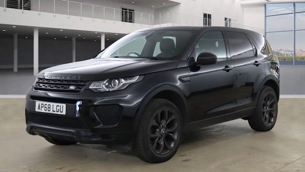 Used Land Rover Discovery Sport 2019 for sale - 76176149: Photo 2