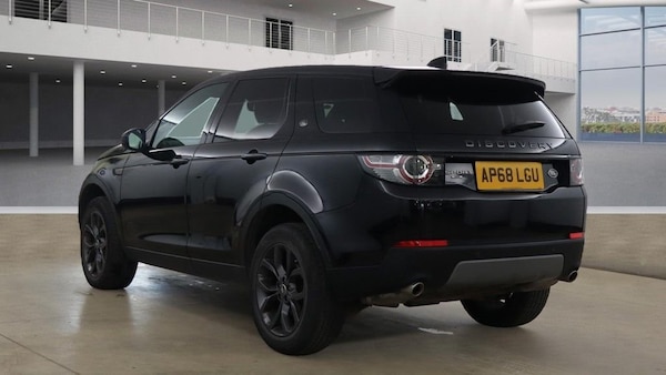 Used Land Rover Discovery Sport 2019 for sale - 76176149: Photo 3