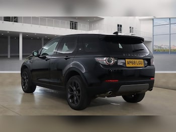 Used Land Rover Discovery Sport 2019 for sale - 76176149: Photo 3