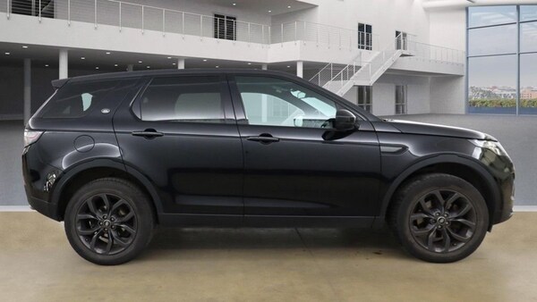 Used Land Rover Discovery Sport 2019 for sale - 76176149: Photo 5