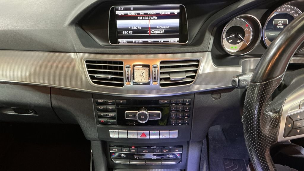 Used Mercedes-Benz E Class 2014 for sale - 76788036: Photo 11