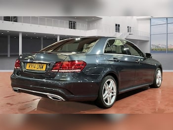 Used Mercedes-Benz E Class 2014 for sale - 76788036: Photo