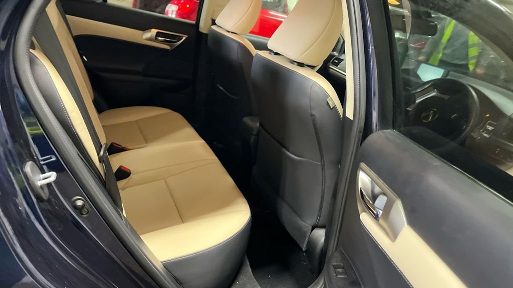 Used Lexus CT 2017 for sale - 78215815: Photo 8