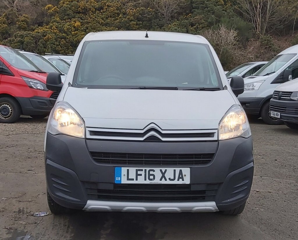 Used Citroen Berlingo 2016 for sale - 76496007: Photo 2