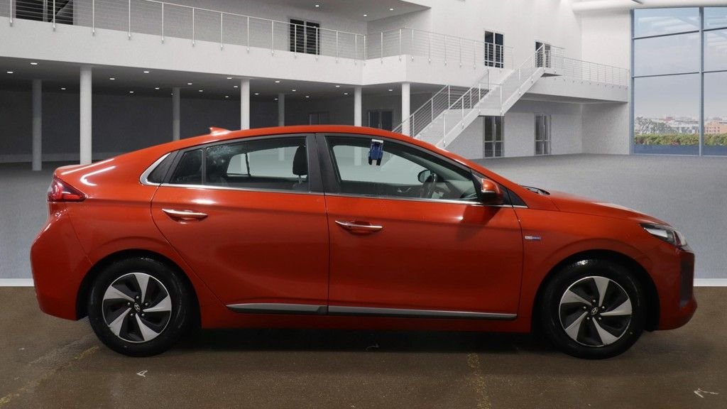 Used Hyundai IONIQ 2017 for sale - 77692525: Photo 6