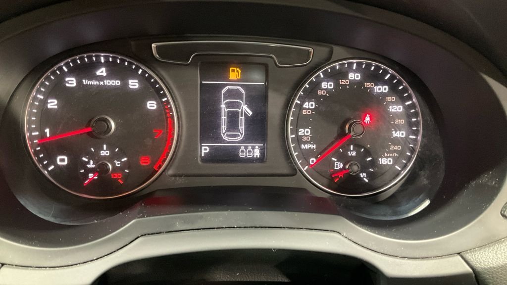 Used Audi Q3 2015 for sale - 78008809: Photo 16