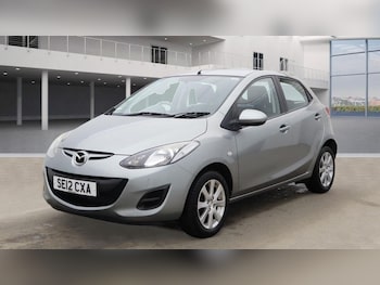 Used Mazda Mazda2 2012 for sale - 76313080: Photo 2