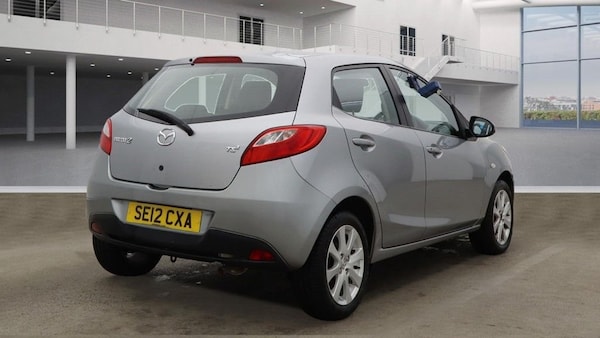 Used Mazda Mazda2 2012 for sale - 76313080: Photo 4
