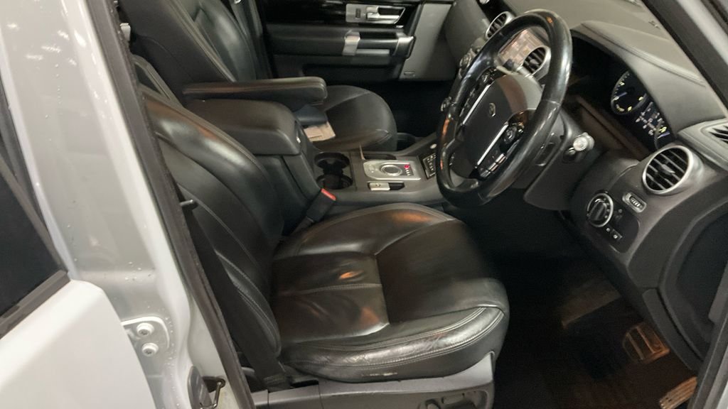 Used Land Rover Discovery 2016 for sale - 76406532: Photo 9