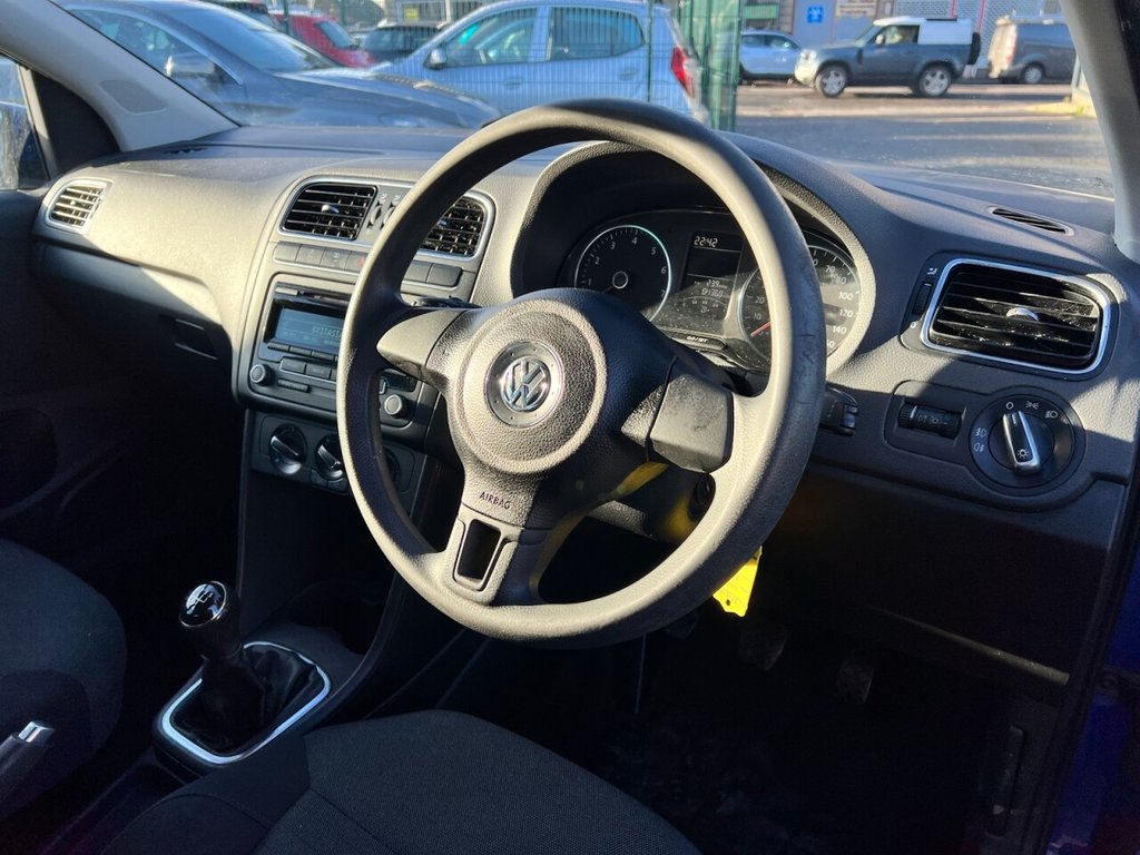 Used Volkswagen Polo 2013 for sale - 76445896: Photo 8