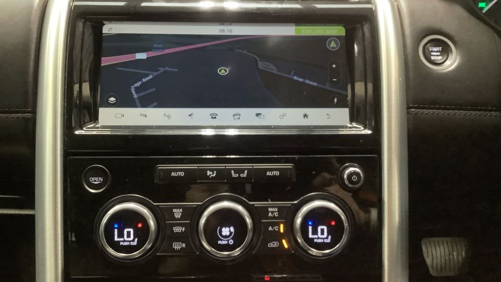 Used Land Rover Discovery 2017 for sale - 78215827: Photo 11