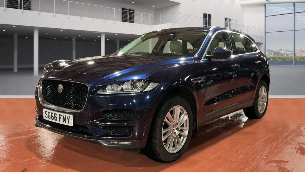 Used Jaguar F-Pace 2016 for sale - 76962711: Photo 8