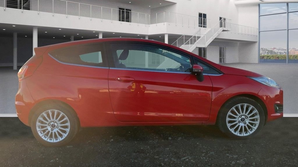 Used Ford Fiesta 2015 for sale - 76698506: Photo 5