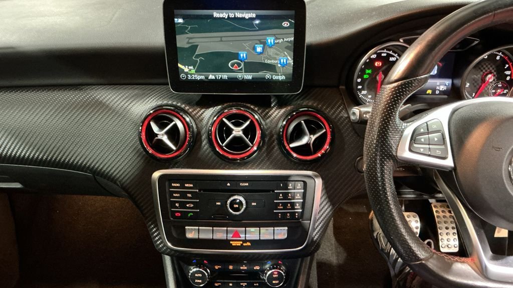 Used Mercedes-Benz A-Class 2017 for sale - 76439039: Photo 11