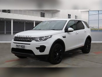 Used Land Rover Discovery Sport 2017 for sale - 76086390: Photo 2