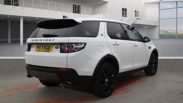 Used Land Rover Discovery Sport 2017 for sale - 76086390: Photo 4