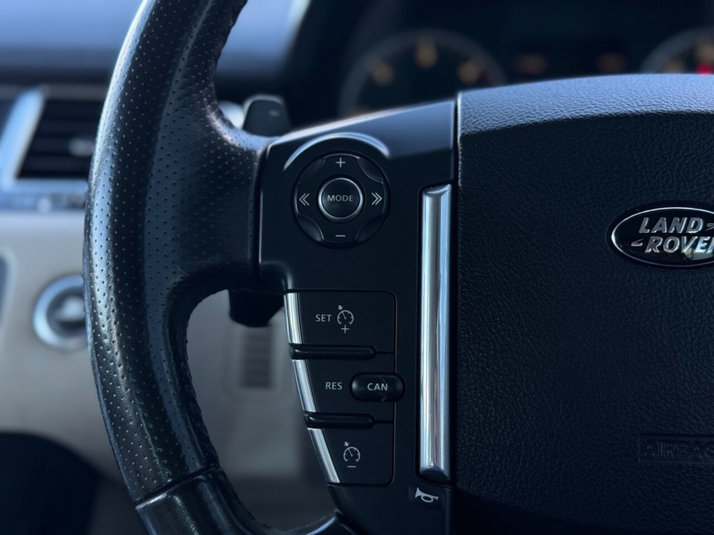 Used Land Rover Range Rover Sport 2011 for sale - 76740166: Photo 15