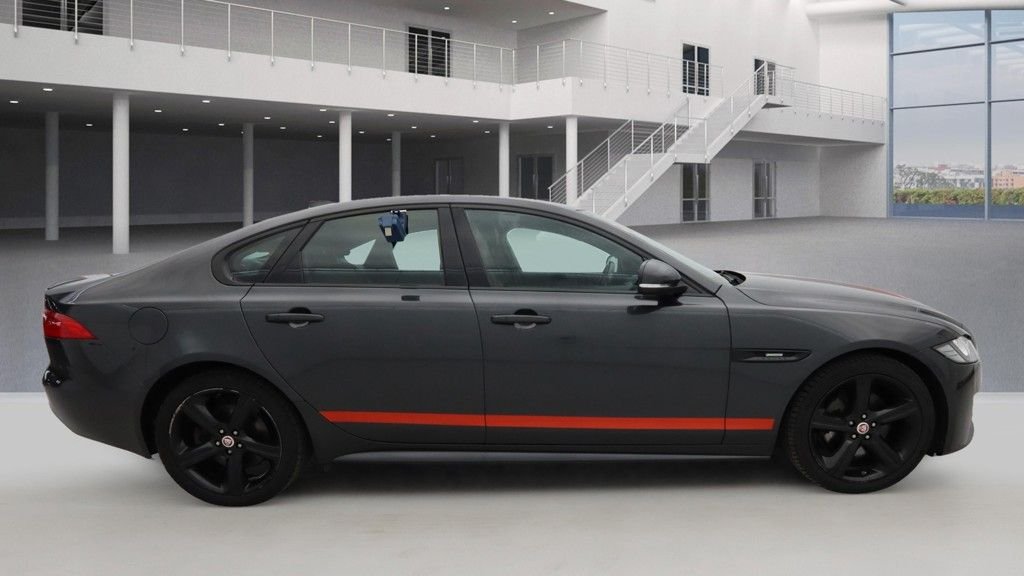 Used Jaguar XF 2018 for sale - 76430018: Photo 5