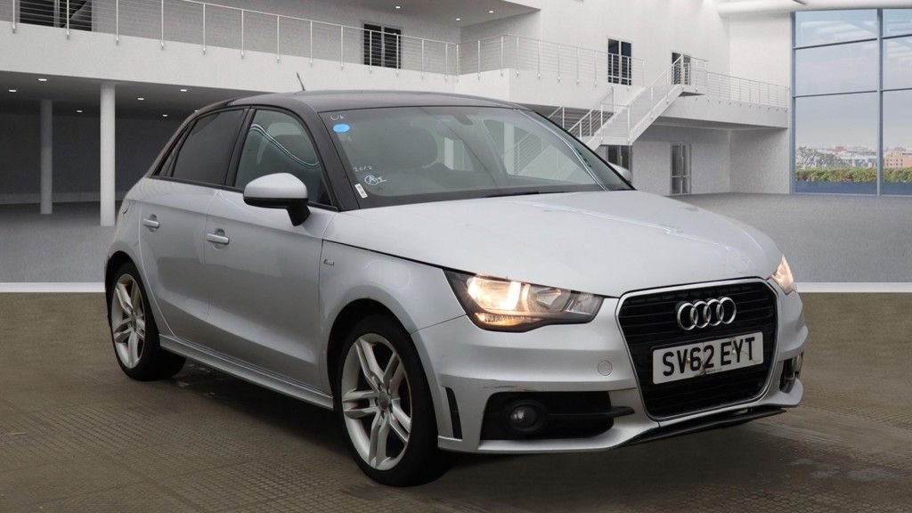 Used Audi A1 2012 for sale - 77680747: Photo 2
