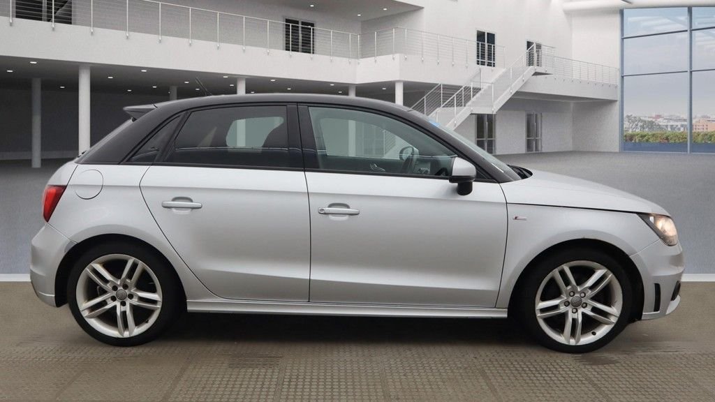 Used Audi A1 2012 for sale - 77680747: Photo 6