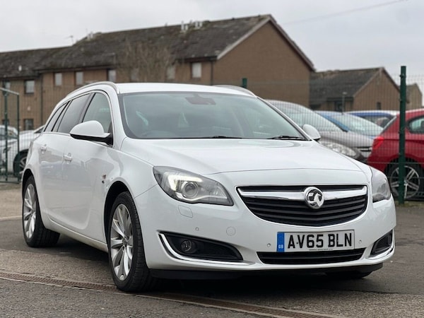 Used Vauxhall Insignia 2015 for sale - 75122644: Photo 1