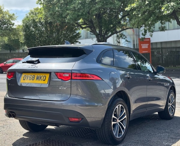 Used Jaguar F-Pace 2018 for sale - 74974139: Photo 4