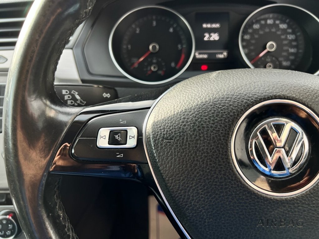 Used Volkswagen Passat 2015 for sale - 76558539: Photo 9