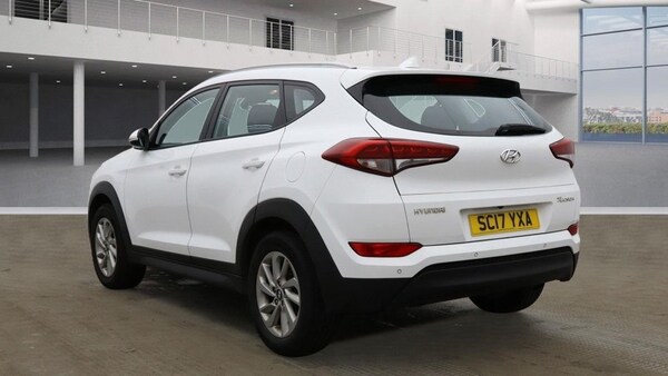Used Hyundai TUCSON 2017 for sale - 76099941: Photo 3