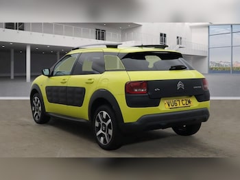 Used Citroen C4 Cactus 2017 for sale - 76582707: Photo