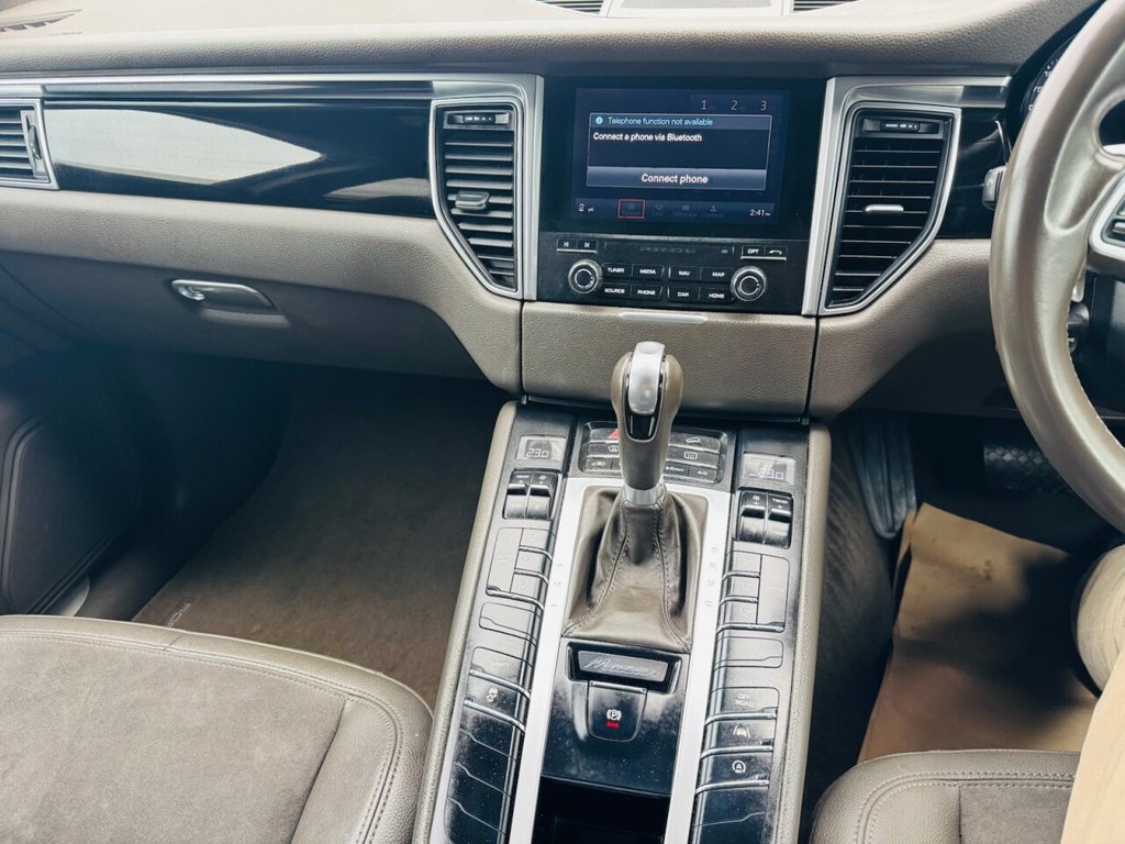 Used Porsche Macan 2016 for sale - 75947580: Photo 19