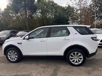 Used Land Rover Discovery Sport 2016 for sale - 79619221: Photo