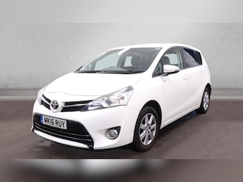 Used Toyota Verso 2016 for sale - 77218529: Photo