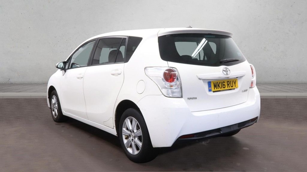 Used Toyota Verso 2016 for sale - 77218529: Photo 3