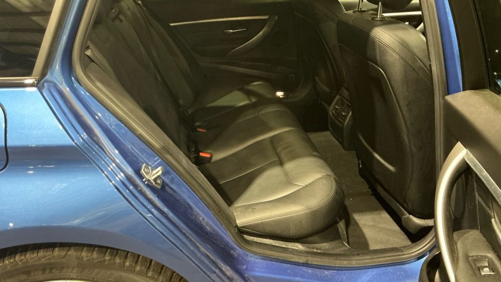 Used BMW 3 Series 2018 for sale - 77739627: Photo 19