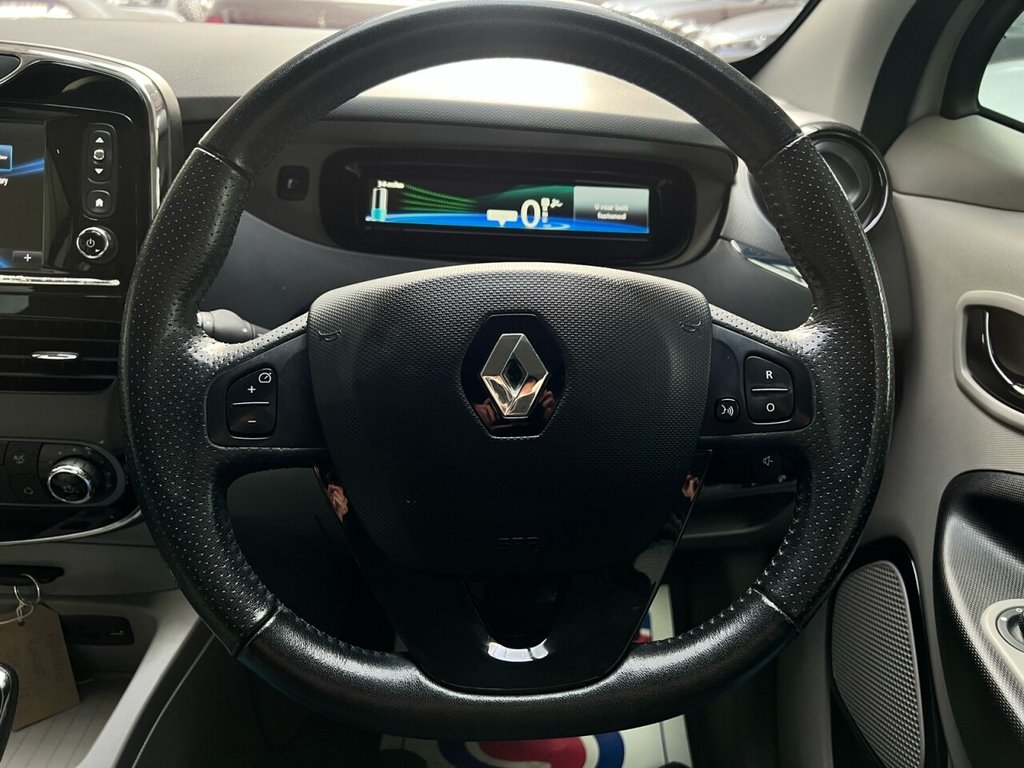 Used Renault Zoe 2016 for sale - 76496039: Photo 13
