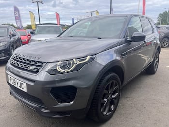 Used Land Rover Discovery Sport 2019 for sale - 79708173: Photo